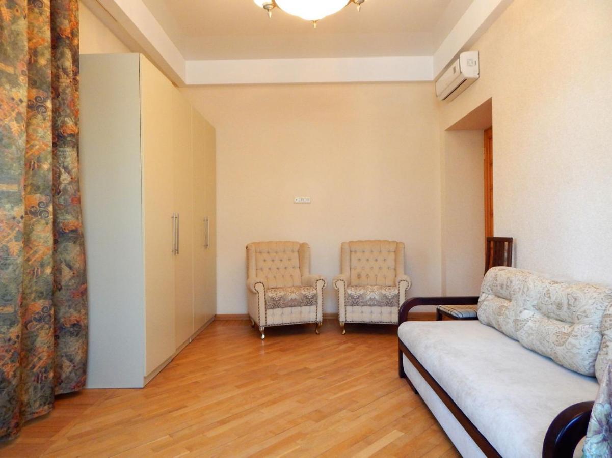 2-Х Квартира Поруч З Сумською, Госпіталь, Парк Центральний Charkiw Exterior foto